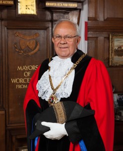 Mayor of Worcester 2015/16 Cllr Roger Knight